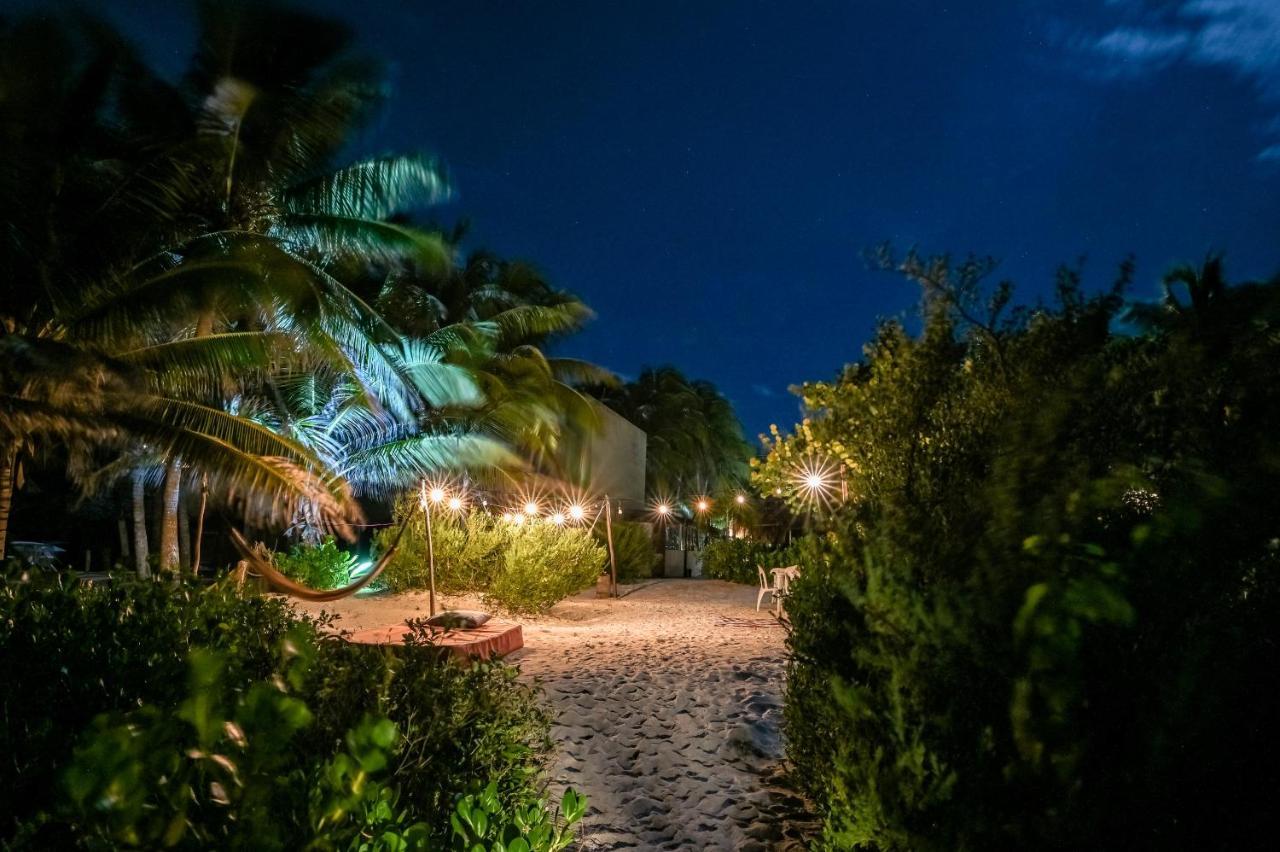Casa Mate Beachfront Cabanas Эль-Куйо Экстерьер фото