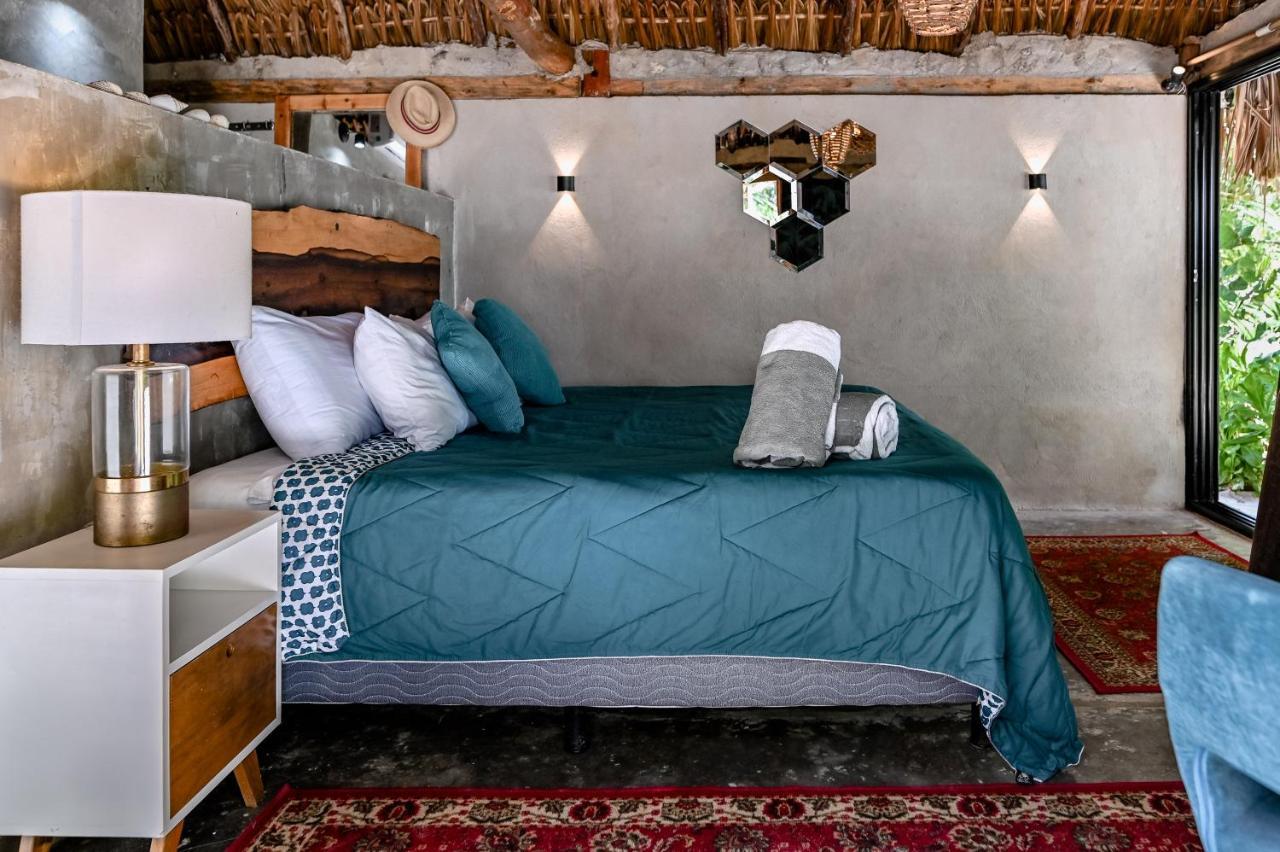 Casa Mate Beachfront Cabanas Эль-Куйо Экстерьер фото